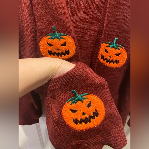 BloomChic Women Plus Maroon Pumpkin and Ghost Cardigan 18-20 - Picture 3 of 10